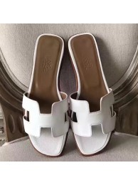 Hermes Oran Sandals In White Epsom Leather HT00438